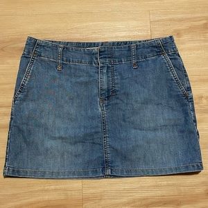Vintage GAP denim skirt size 6